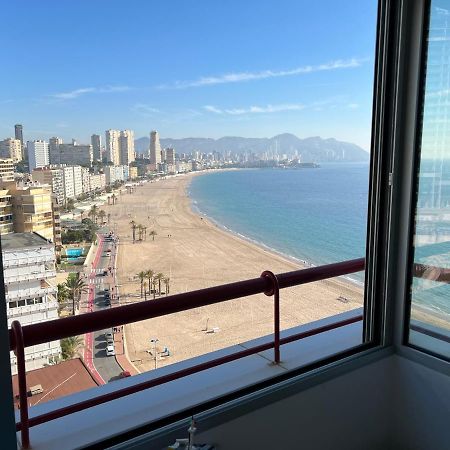 Amazing Beachfront Apartment - La Cala Бенидорм Екстериор снимка